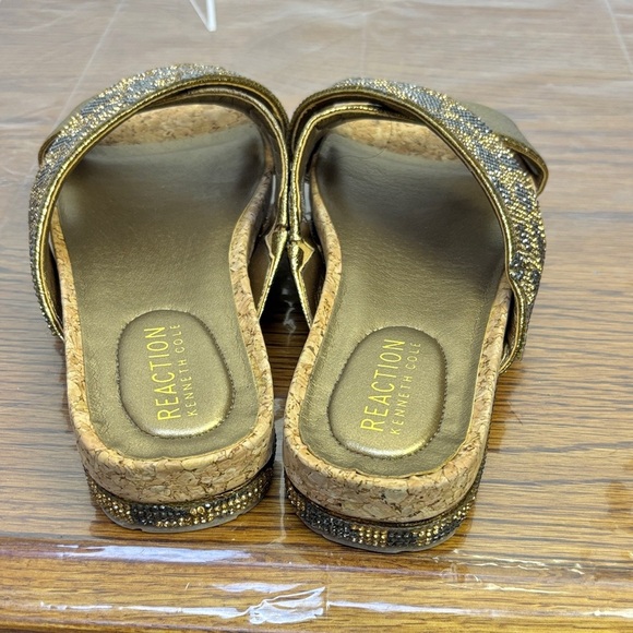 Kenneth Cole reaction Women's Gold Leopard Sandals. Size 6.5. NWOT. - Picture 4 of 6